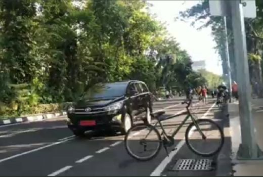 Viral Mobil Dinas Masuk Area CFD, Pemkot Surabaya Buka Suara - GenPI.co JATIM