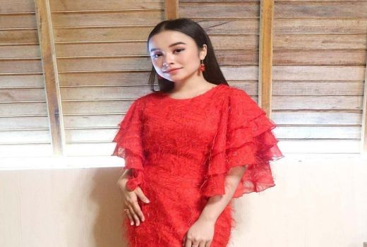 Bidadari Pasuruan, Bakat Menyanyi Sudah Ada Sejak Kecil - GenPI.co JATIM