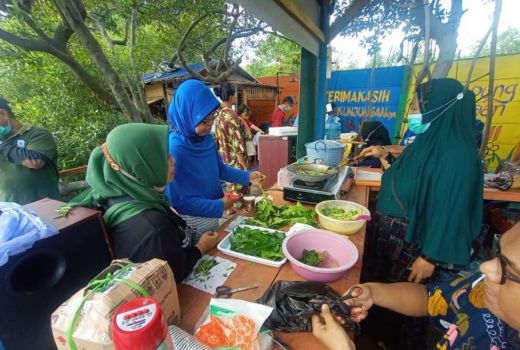 Jenis Olahan Buah Mangrove, Mulai Sirup Hingga Teh - GenPI.co JATIM