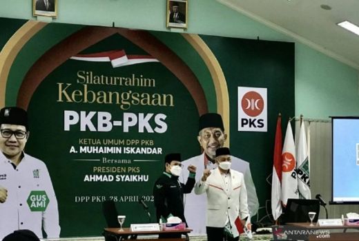 Waduh, Koalisi Semut Merah Diramalkan Tidak Bertahan Lama - GenPI.co JATIM