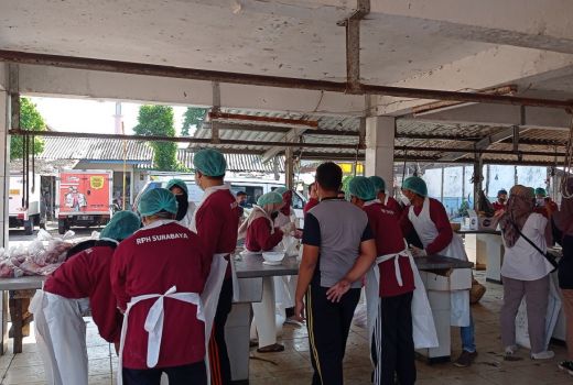 Berkah Iduladha, Sapi di RPH Pegirian Surabaya Laris Manis - GenPI.co JATIM