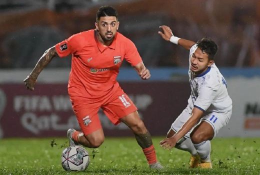 Babak Pertama, Borneo FC Belum Mampu Bobol Gawang Arema FC - GenPI.co JATIM