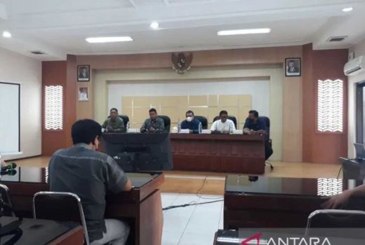 Oknum Guru Lakukan Asusila ke Murid, Wali Kota Kediri: Pecat - GenPI.co JATIM