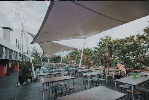 Sentra Ikan Bulak Surabaya, Lokasi Pas Lihat Matahari Terbenam - GenPI.co JATIM