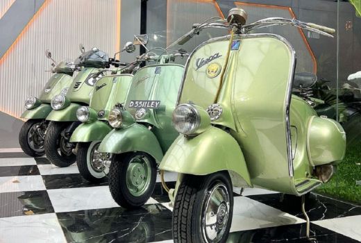 Berjejer Mengkilap, Vespa Crazy Rich Surabaya Bikin Terpukau - GenPI.co JATIM