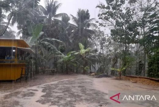 Cuaca Buruk di Pamekasan, BPBD Keluarkan Alarm Waspada - GenPI.co JATIM