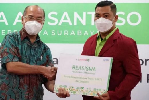 Komunitas Bonek ini Dapat Hadiah Istimewa dari UMSurabaya - GenPI.co JATIM