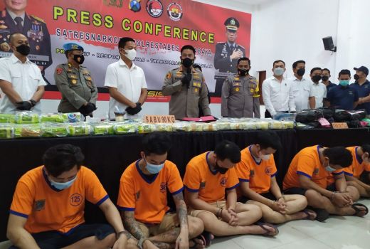 8 Orang Ditangkap Polrestabes Surabaya Terancam Hukuman Mati - GenPI.co JATIM