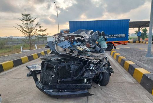 Kronologi Ayah Emil Dardak Meninggal Dunia dalam Kecelakaan di Tol - GenPI.co JATIM