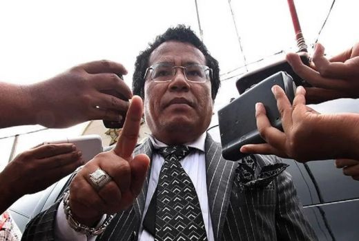Hotman 911 Pengais Keadilan ke Surabaya, Buka Konsultasi Hukum Gratis - GenPI.co JATIM