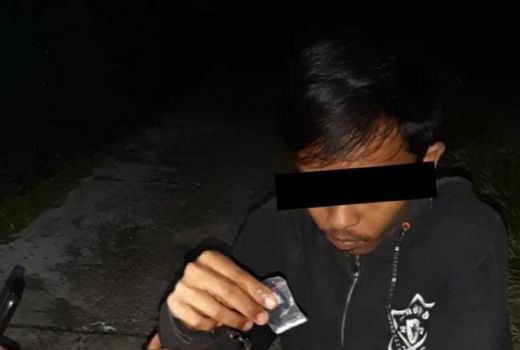 Pria di Malang Didatangi Polisi Saat Lewat Tengah Malam, Hanya Pasrah - GenPI.co JATIM