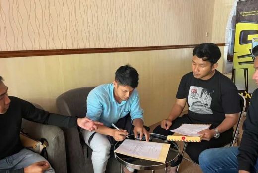 Mantan Pemain Gresik United Sudah Bisa Tersenyum, ini Sebabnya - GenPI.co JATIM