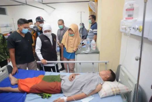 Kondisi Terkini Korban Jembatan Ambruk di Probolinggo, 10 Orang Rawat Inap - GenPI.co JATIM