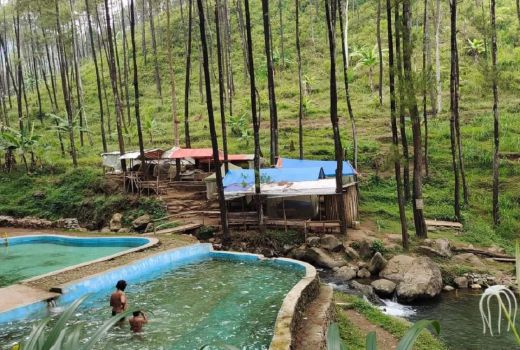 Kedung Klurak, Rekomendasi Wisata Mojokerto di Lereng Gunung Welirang - GenPI.co JATIM