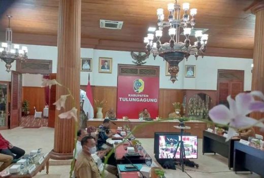 Asyik! Warga Tulungagung Terima BLT BBM Rp 150 Ribu - GenPI.co JATIM