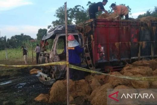 Kronologi Truk Dibakar di Madura Terkuak, Ngeri! - GenPI.co JATIM