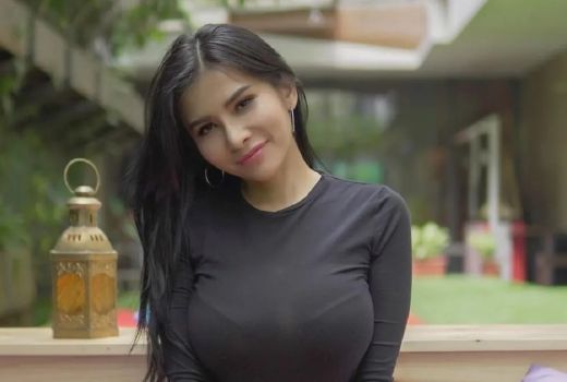 Maria Vania Beri Pengakuan Mengejutkan, Didekati Oppa Korea - GenPI.co JATIM