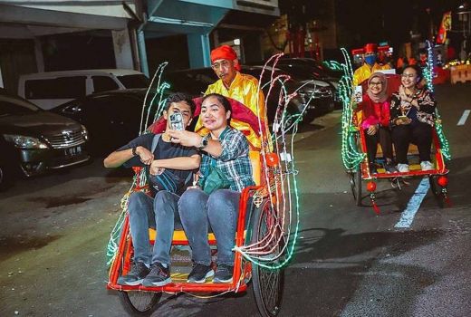 Rute Becak Wisata Kya-Kya Kembang Jepun, Berikan Sensasi Berbeda - GenPI.co JATIM