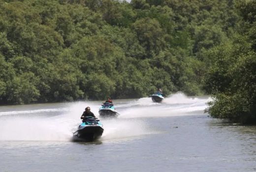 Kerennya Romokalisari Adventure Land Surabaya, Bisa Berkuda Hingga Jetski - GenPI.co JATIM