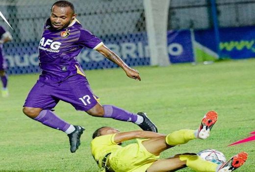 Gagal Pertahankan Kemenangan Lawan Barito Putera, Pelatih Persik Kecewa Berat - GenPI.co JATIM