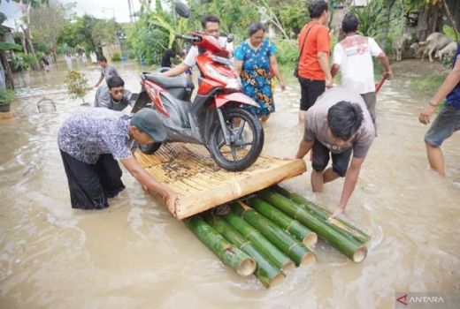 Waspada, Banjir dan Tanah Longsor Kepung Jawa Timur - GenPI.co JATIM