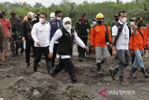 Waspada Cuaca Buruk, Khofifah Beri Pengumuman Penting - GenPI.co JATIM
