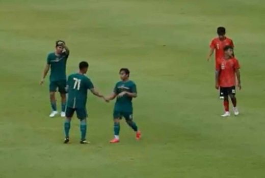 Hilangkan Kejenuhan, Persebaya Surabaya Gelar Uji Coba - GenPI.co JATIM