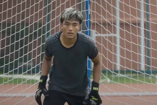 Kiper Persebaya Ernando Ari Kembali Latihan, Siap Dimainkan - GenPI.co JATIM