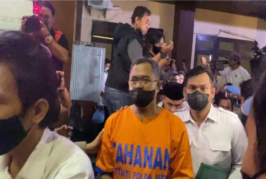 Pemeriksaan Dinyatakan Cukup, 6 Tersangka Tragedi Kanjuruhan Ditahan - GenPI.co JATIM