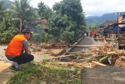 6 Jembatan Trenggalek Rusak Akibat Cuaca Ekstrem - GenPI.co JATIM
