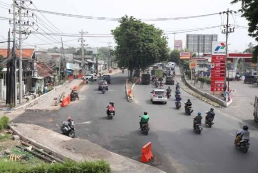 Jalan Bangah Aloha Sidoarjo Kini Sudah Lebar, Tak Ada Lagi Macet - GenPI.co JATIM