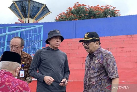 KPK Jadwalkan Periksa Mantan Gubernur Jatim Soekarwo - GenPI.co JATIM