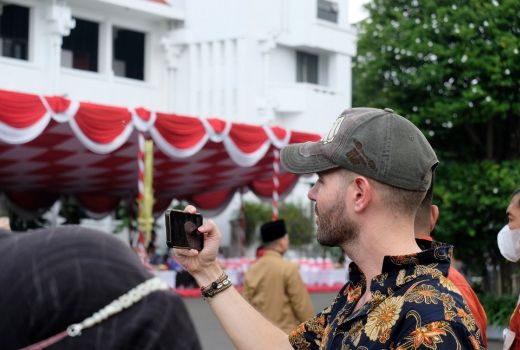 Pengakuan WN Jerman Ikuti Peringatan Hari Pahlawan di Surabaya - GenPI.co JATIM
