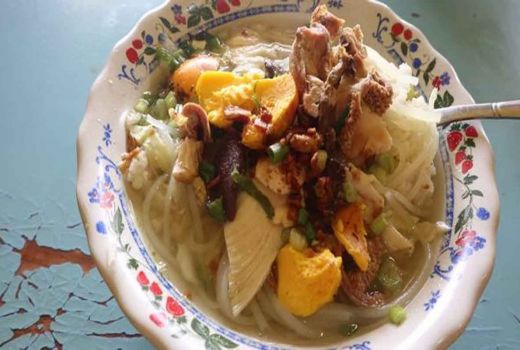 Soto Ayam Legendaris Oro-Oro Dowo, Rasanya Tak Tertandingi - GenPI.co JATIM