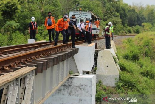 PT KAI Luncurkan KA Blambangan Ekspres Rute Semarang-Banyuwangi - GenPI.co JATIM