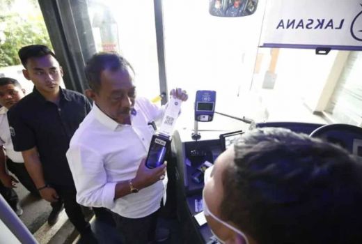 Hari Ini Bus Listrik Bantuan Kemenhub Mengaspal di Surabaya - GenPI.co JATIM