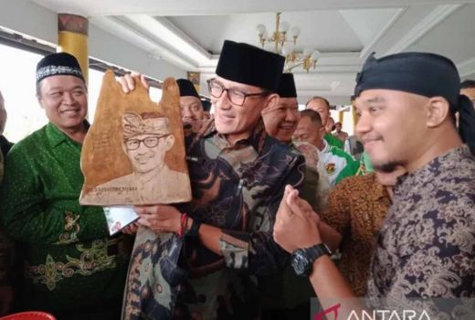 Jember Jadi Pusat Batik Ecoprint, Menparekraf Siap Bantu Promosikan - GenPI.co JATIM