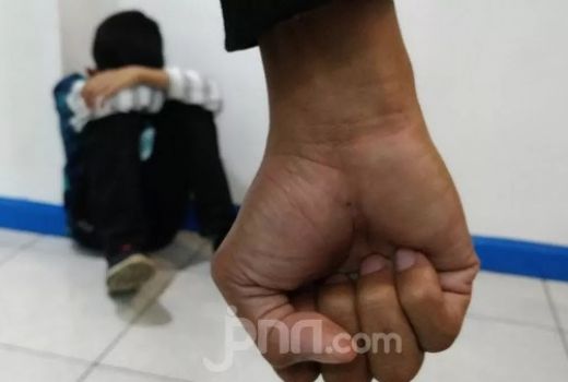 Penganiayaan Anak di Pasuruan Viral, Penyebabnya Tolak Gabung Grup WhatsApp - GenPI.co JATIM
