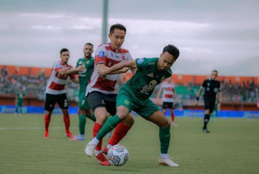 Madura United vs Persebaya Surabaya 0-2, Green Force Pertahankan Jalur Kemenangan - GenPI.co JATIM