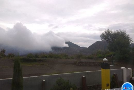 Gunung Bromo Level Waspada, Masyarakat Jangan Masuk Area Kawah - GenPI.co JATIM