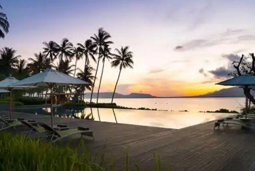 Rekomendasi Hotel di Banyuwangi dengan Kolam Renang Menghadap Pantai - GenPI.co JATIM