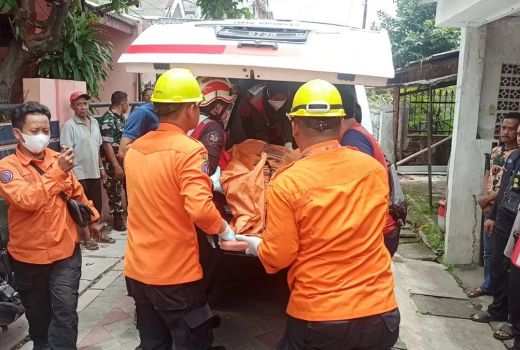 Rumah di Surabaya Terbakar, Penghuni Tak Sempat Keluar - GenPI.co JATIM