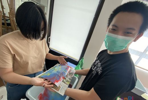 Suminagashi, Teknik Melukis di Atas Air yang Cocok untuk Pemula - GenPI.co JATIM