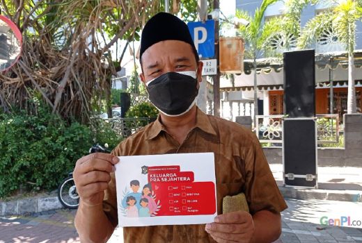 Pemkot Surabaya Pasang Stiker Penerima Bansos, ini Tujuannya - GenPI.co JATIM