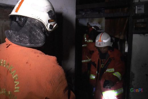 Sebuah Rumah Terbakar di Surabaya, 2 Orang Terluka - GenPI.co JATIM