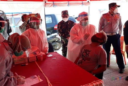 Warga Malang Siap-siap Tes Swab Acak. 30 Ribu Alat Disediakan - GenPI.co JATIM