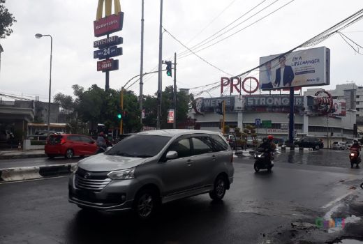 Jalanan Kota Malang Mulai Padat, Kendaraan Naik 4 Kali Lipat - GenPI.co JATIM
