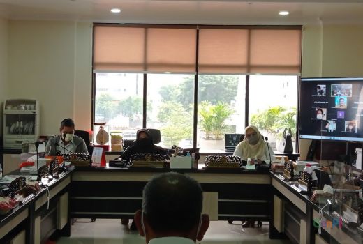 Pemkot Surabaya Diminta Pertimbangkan Psikologi Peserta Didik - GenPI.co JATIM
