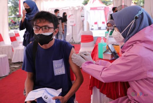Vaksin Booster di Kota Malang Belum Jalan, Tunggu Instruksi - GenPI.co JATIM