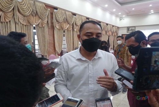 Walkot Surabaya Tak Main-Main, Tempat Usaha Bandel Siap-Siap Saja - GenPI.co JATIM